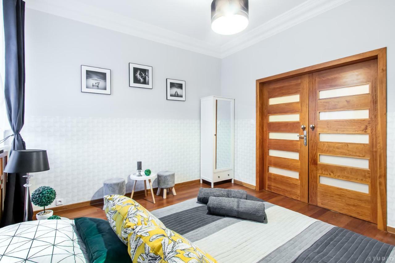 *Clicktheflat* Wilcza 33 Street Apart Rooms In The City Center وارسو المظهر الخارجي الصورة